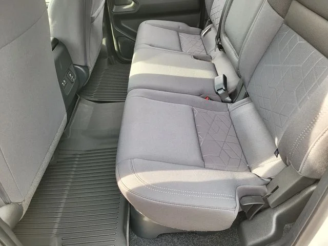2026 Nissan Frontier SV - Photo 14
