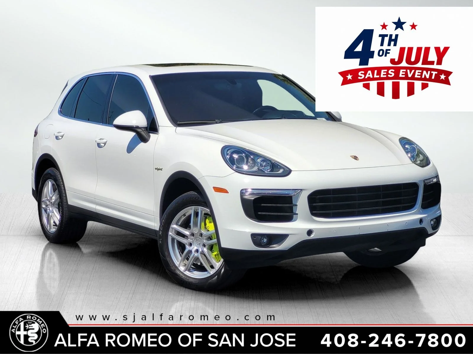 2016 Porsche Cayenne S E-Hybrid's photo