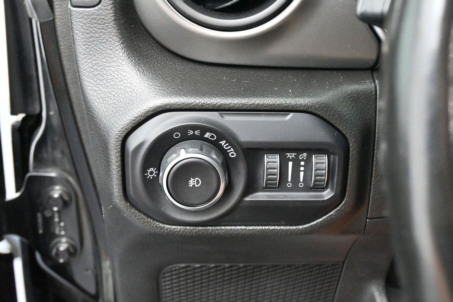 Used 2022 Black Clearcoat Jeep Unlimited Sport S image 24