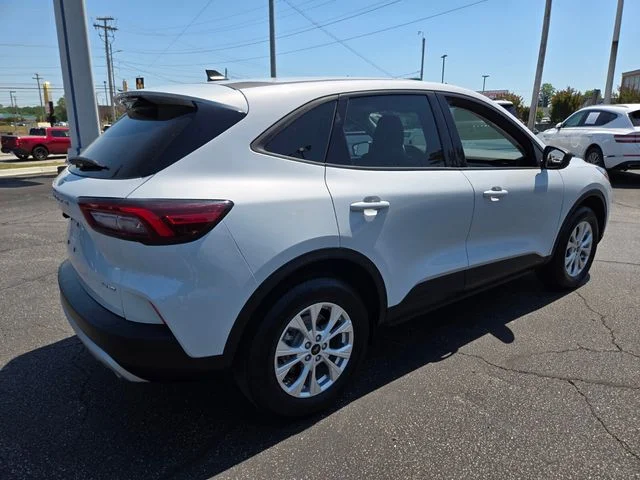 Used 2025 Silver Ford Active image 8