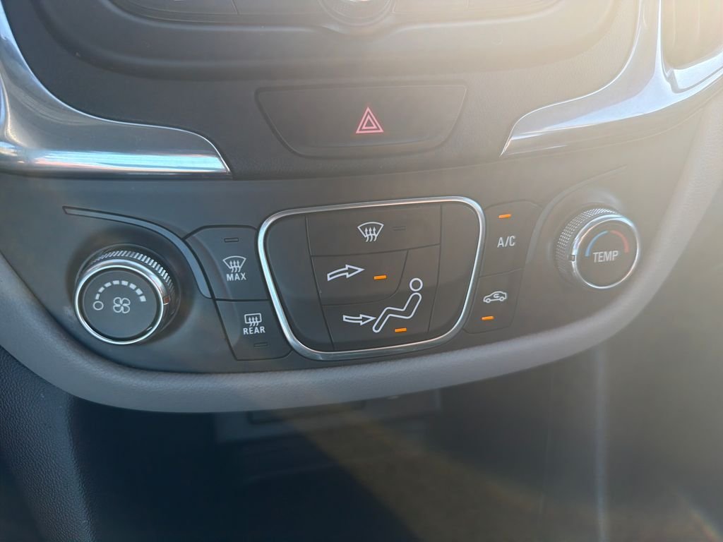 Used 2020 Silver Chevrolet LS image 9