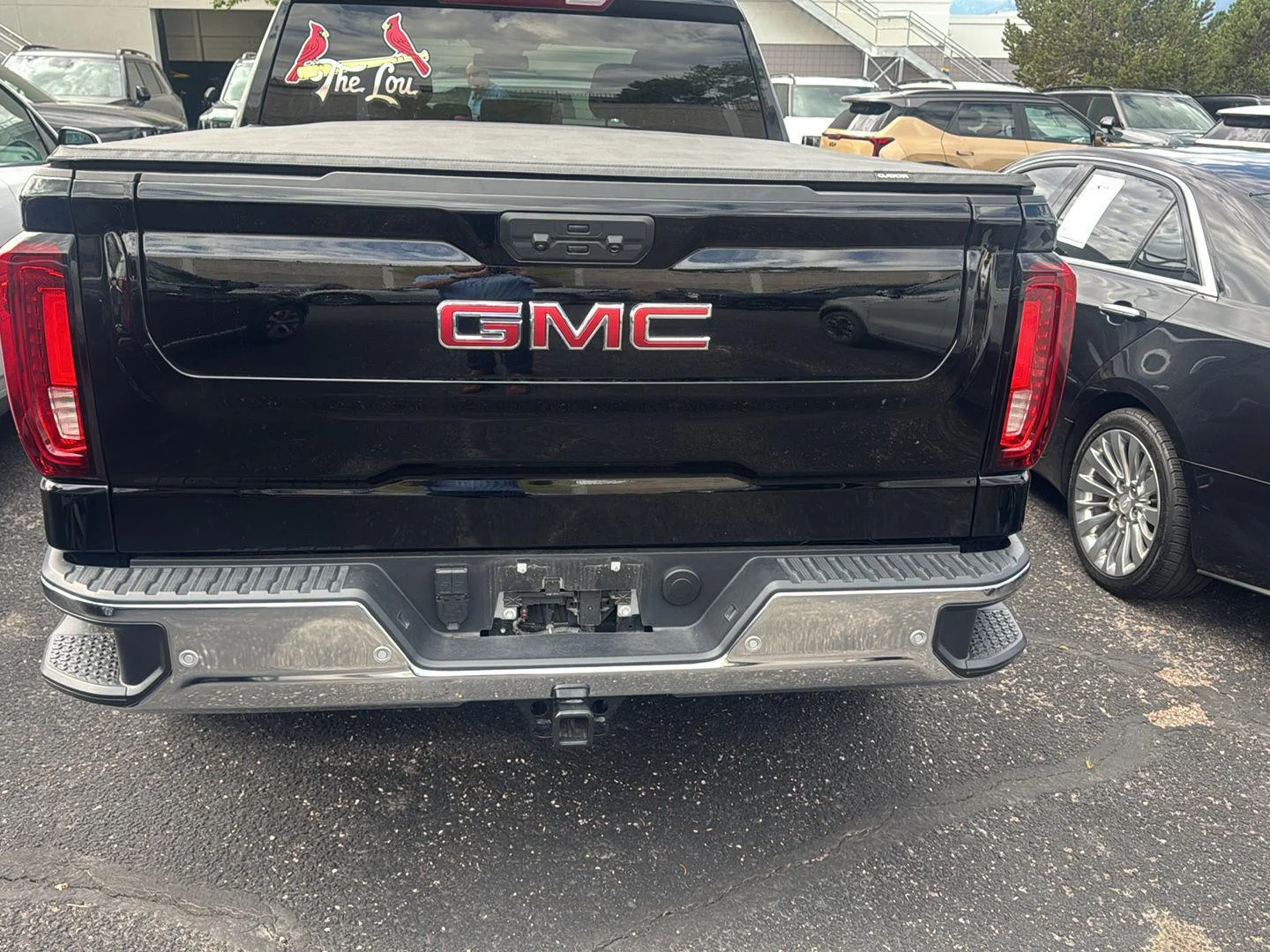 Used 2025 Onyx Black GMC SLT image 5