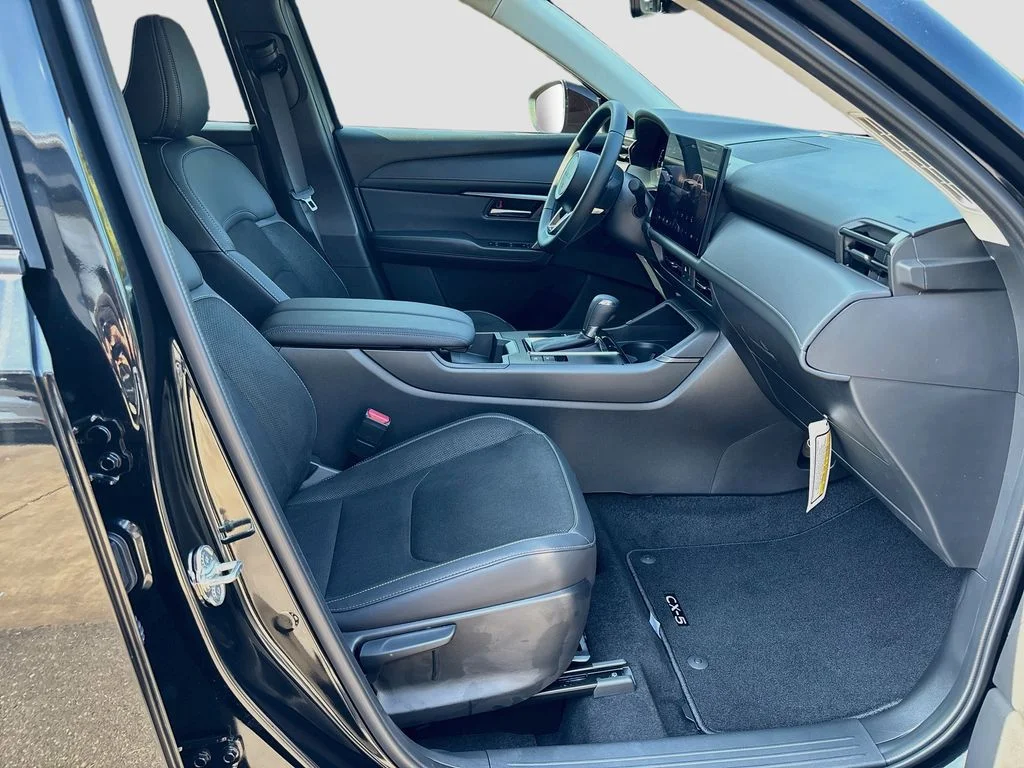 New 2026 Jet Black Mica Mazda 2.5 S Select AWD image 26