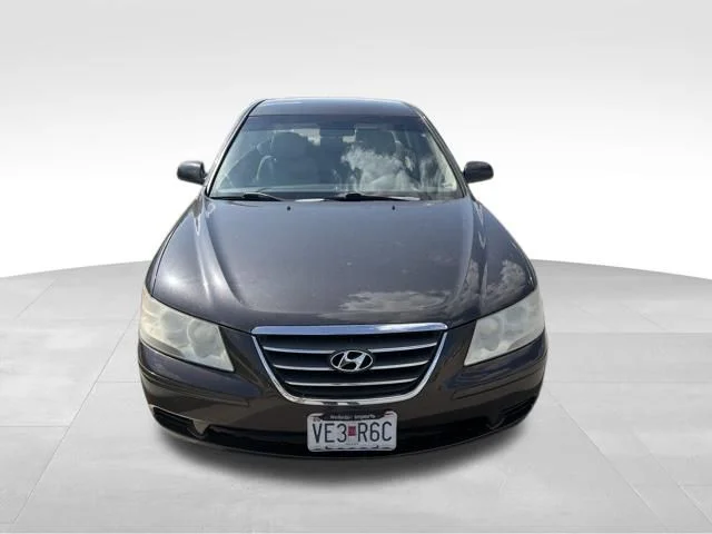 Used 2009 Brown Hyundai GLS image 9