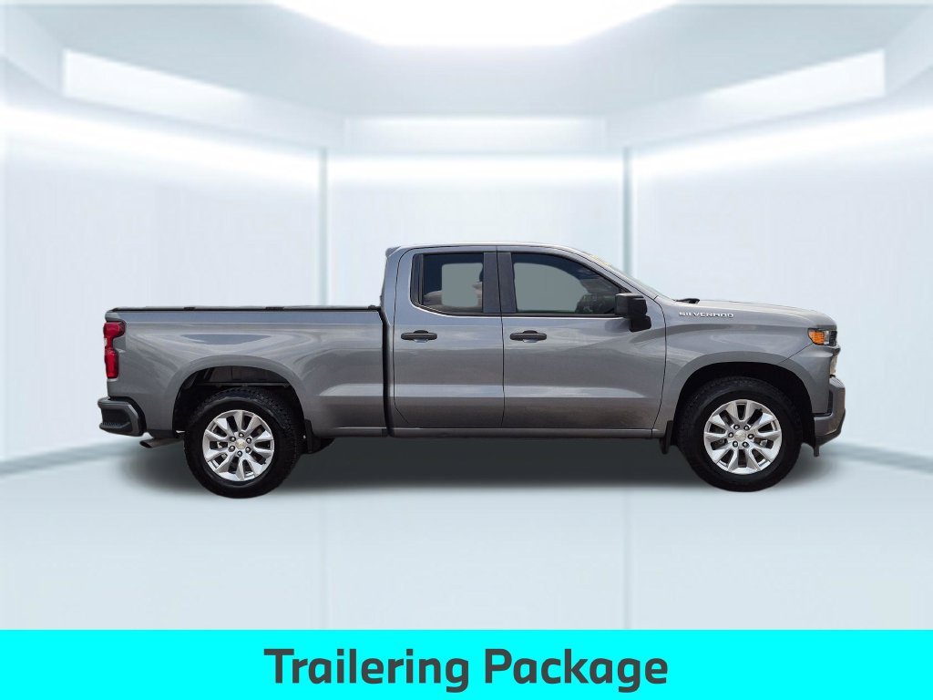 Used 2022 Gray Chevrolet Custom image 8