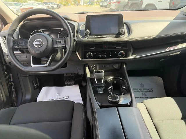 Used 2023 Gray Nissan S image 11