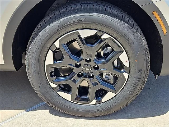 New 2026 Ivory Silver KIA S All-Wheel Drive image 5