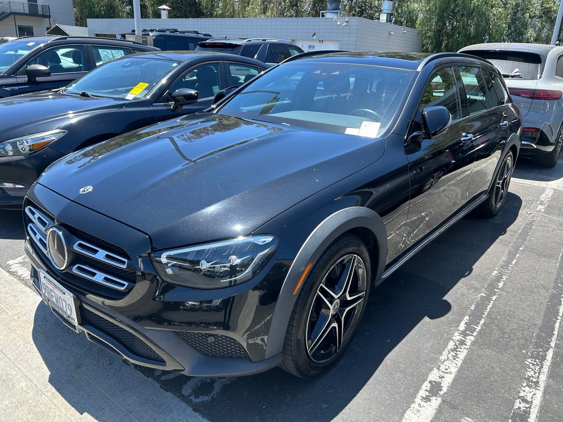 2022 Mercedes-Benz E-Class E450 4MATIC All-Terrain's photo