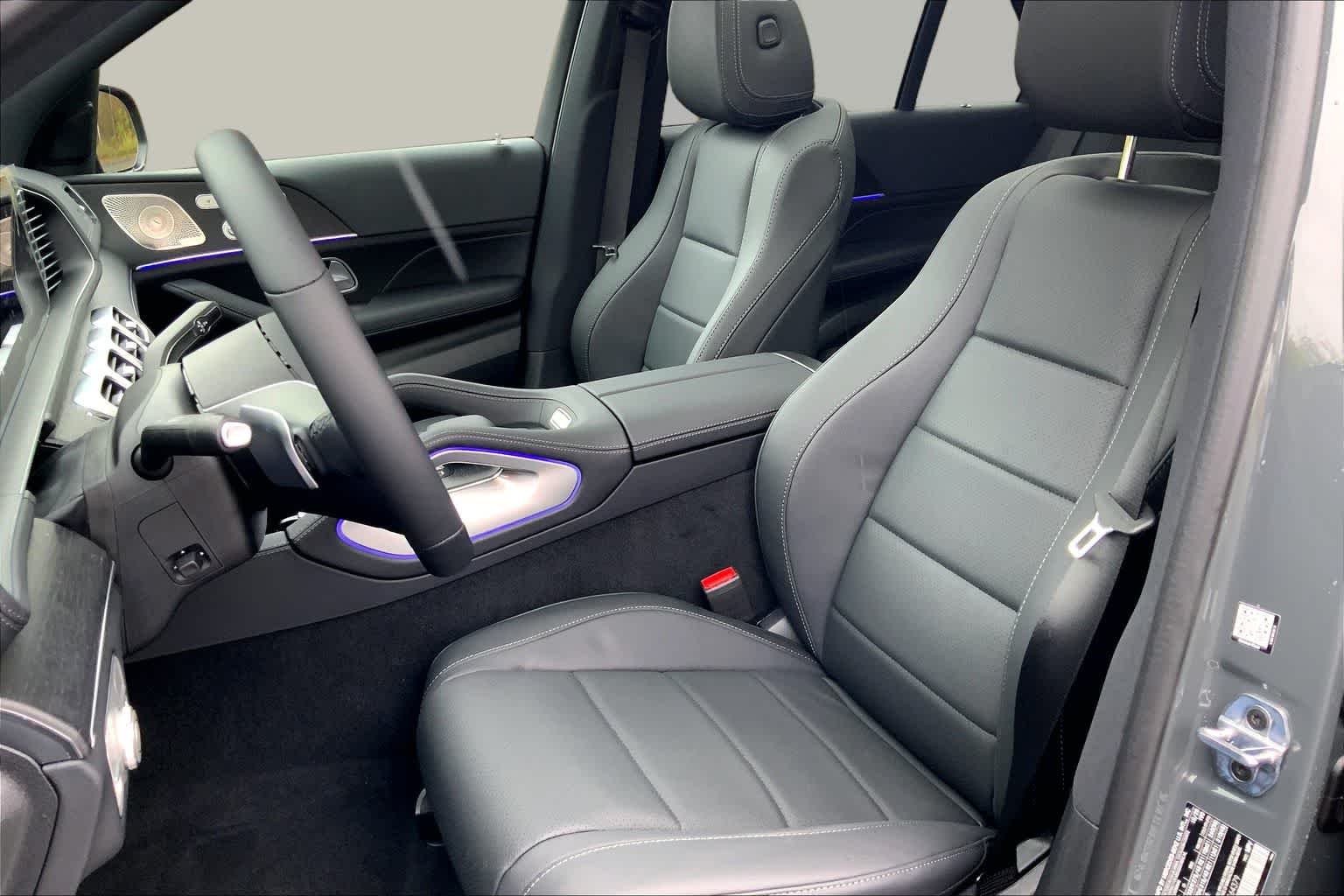 New 2026 MANUFAKTUR Silicon Grey Mercedes-Benz GLE 450 image 9