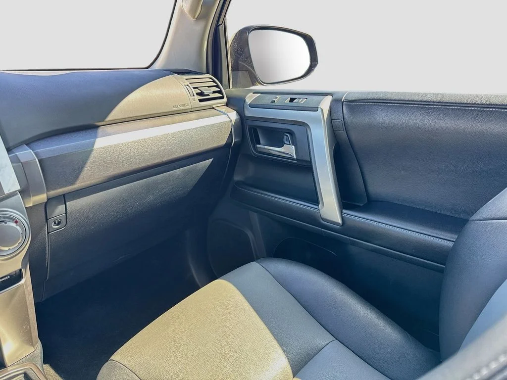 Used 2020 Blue Toyota SR5 Premium image 29