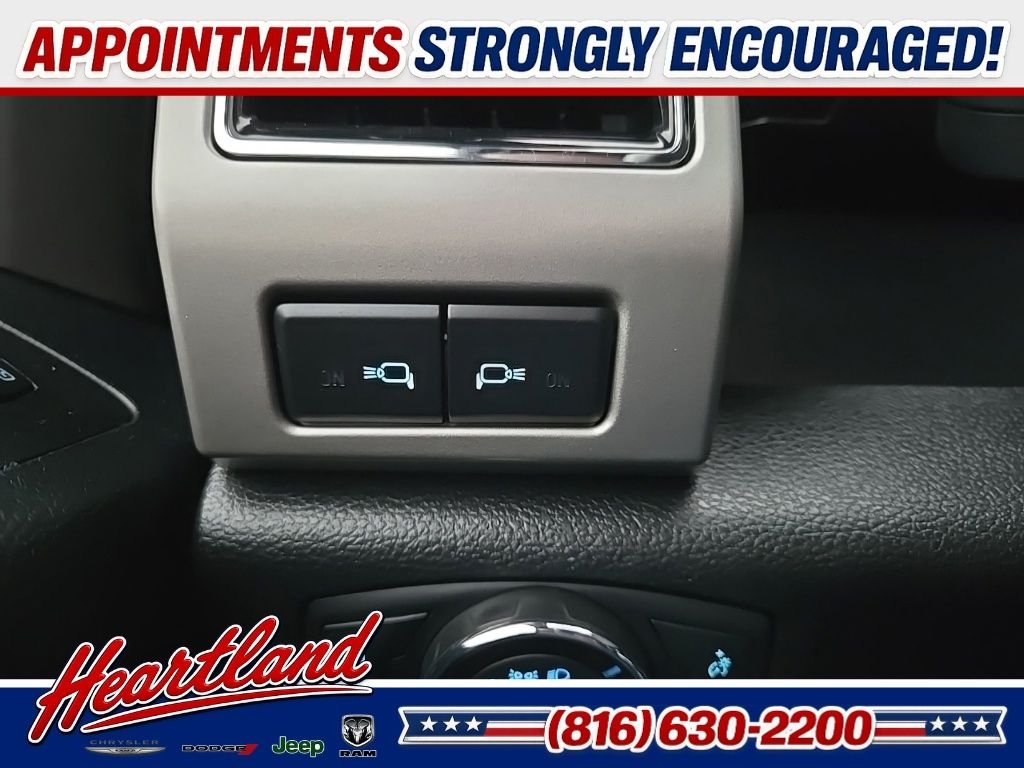 Used 2018 Black Ford Lariat image 56
