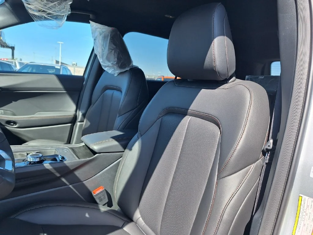 New 2026 Silver Jeep Limited image 11