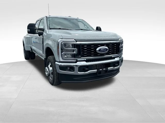 New 2026 Avalanche Ford F-350® Lariat® image 8