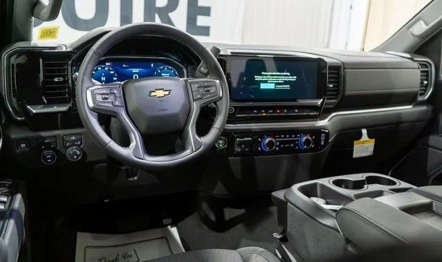 2026 Chevrolet Silverado 1500 LT - Photo 10