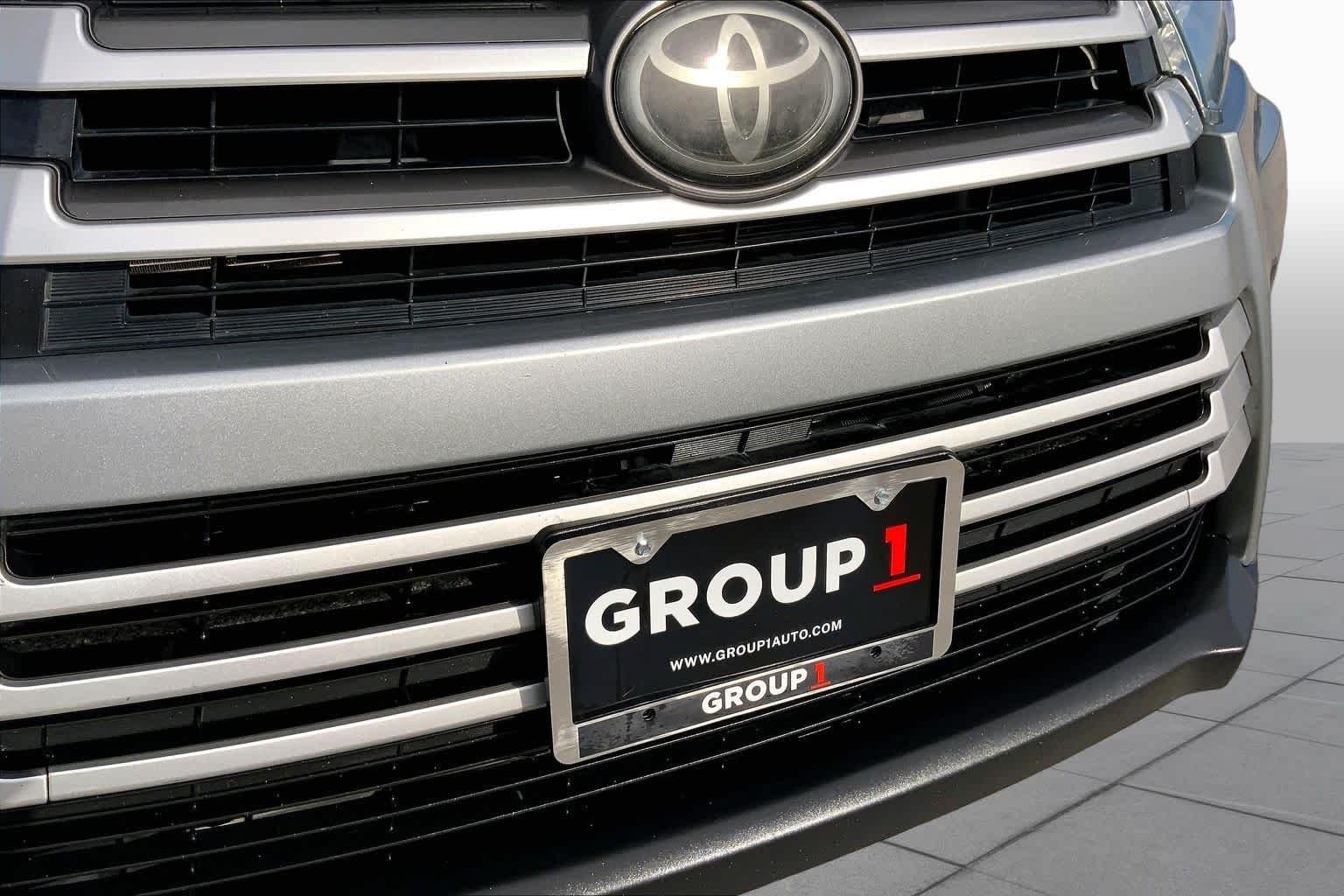 Used 2019 Celestial Silver Metallic Toyota LE image 29