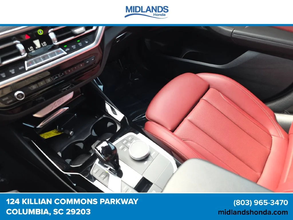 Used 2023 Carbon Black Metallic BMW xDrive30i image 22