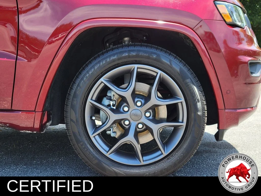 Used 2021 Red Jeep Limited image 11