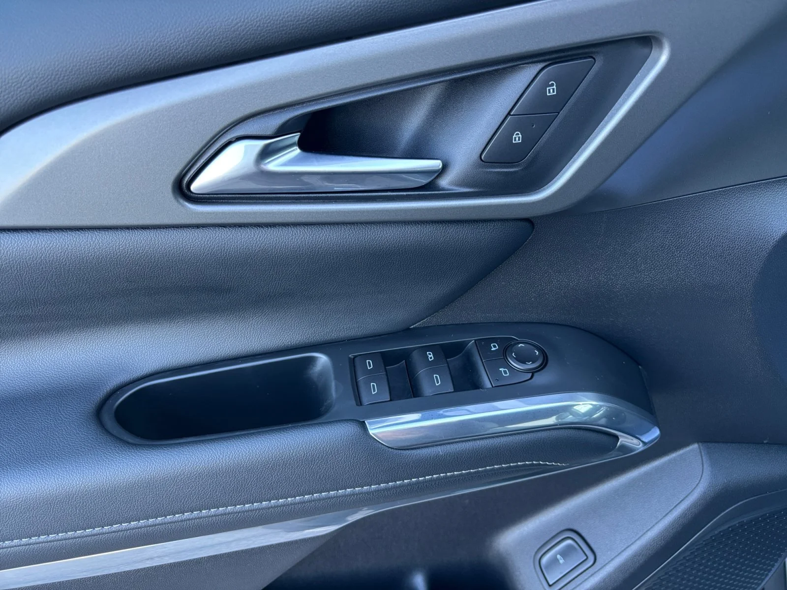 Used 2026 Gray Chevrolet LT image 11