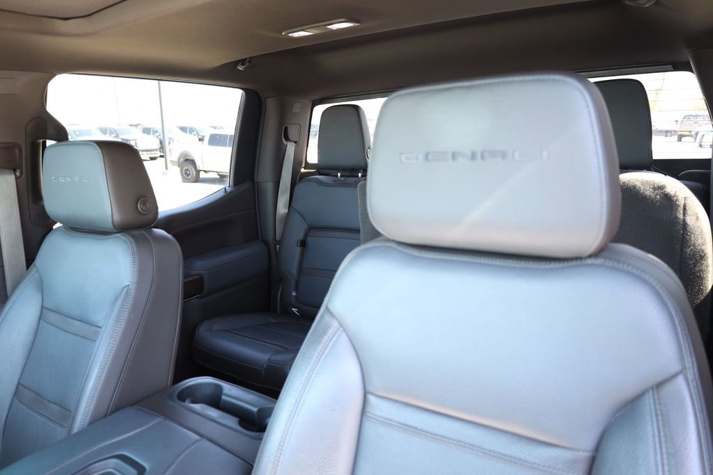 Used 2020 White Frost Tricoat GMC Denali image 18