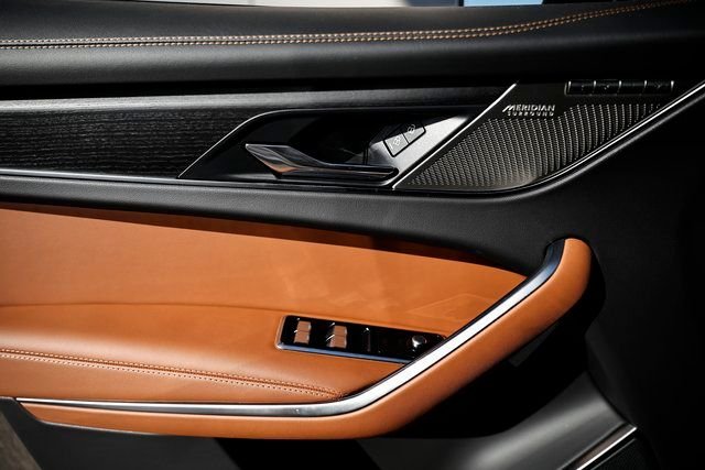 2026 Jaguar F-Pace R-Dynamic S - Photo 17