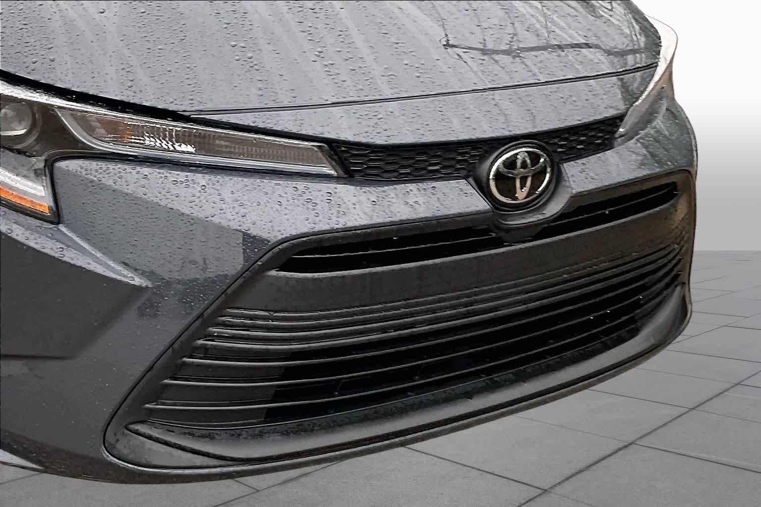 Used 2024 Underground Toyota LE image 29
