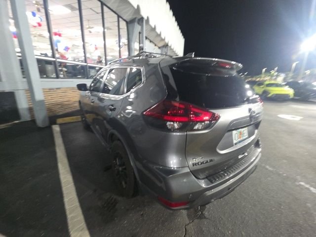 Used 2020 Gray Nissan SV image 4