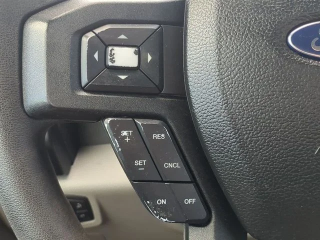 Used 2016 Green Ford XL image 22