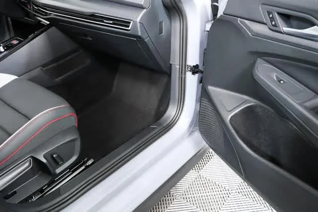 New 2026 Moonstone Gray Volkswagen SE image 25