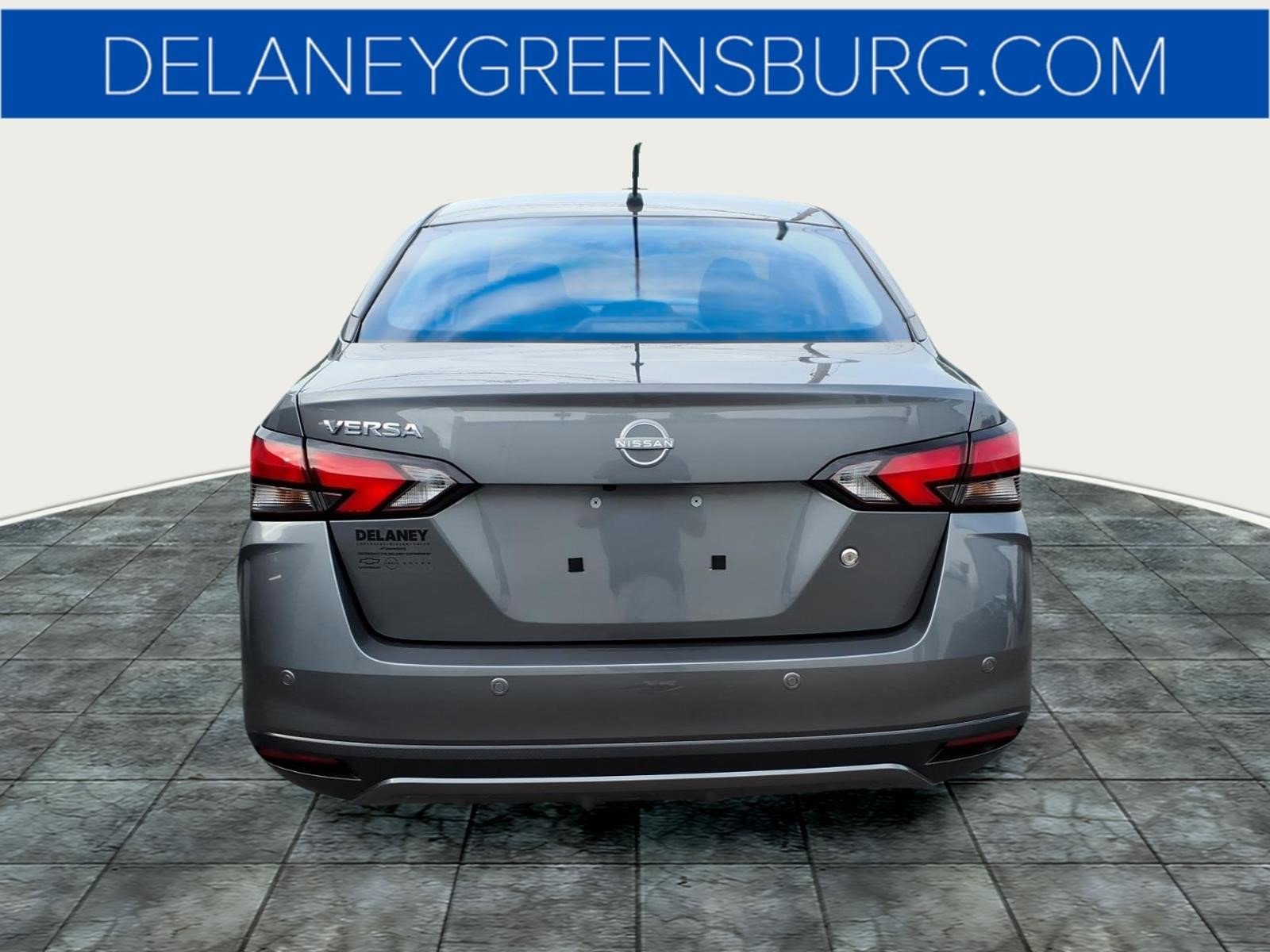 Used 2025 Gun Metallic Nissan 1.6 S image 4
