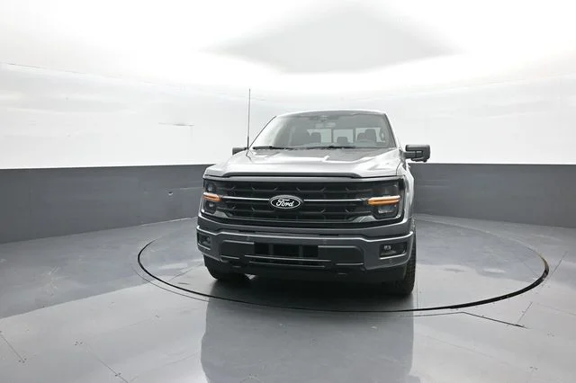 New 2026 Carbonized Gray Metallic Ford XLT image 3