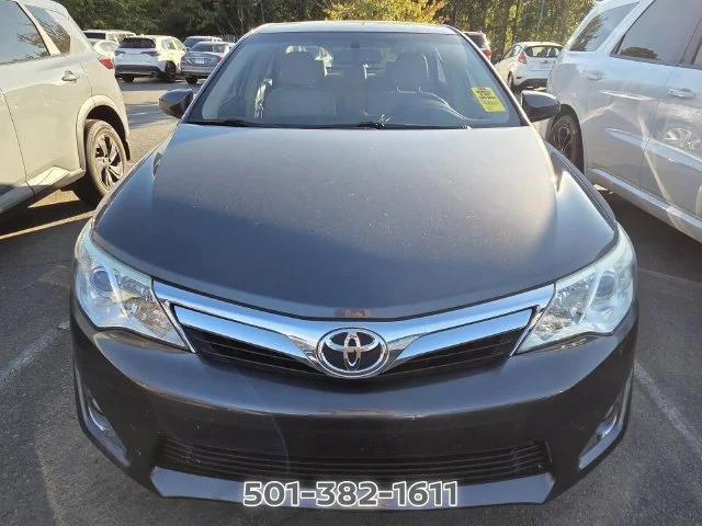 Used 2014 Gray Toyota XLE image 6