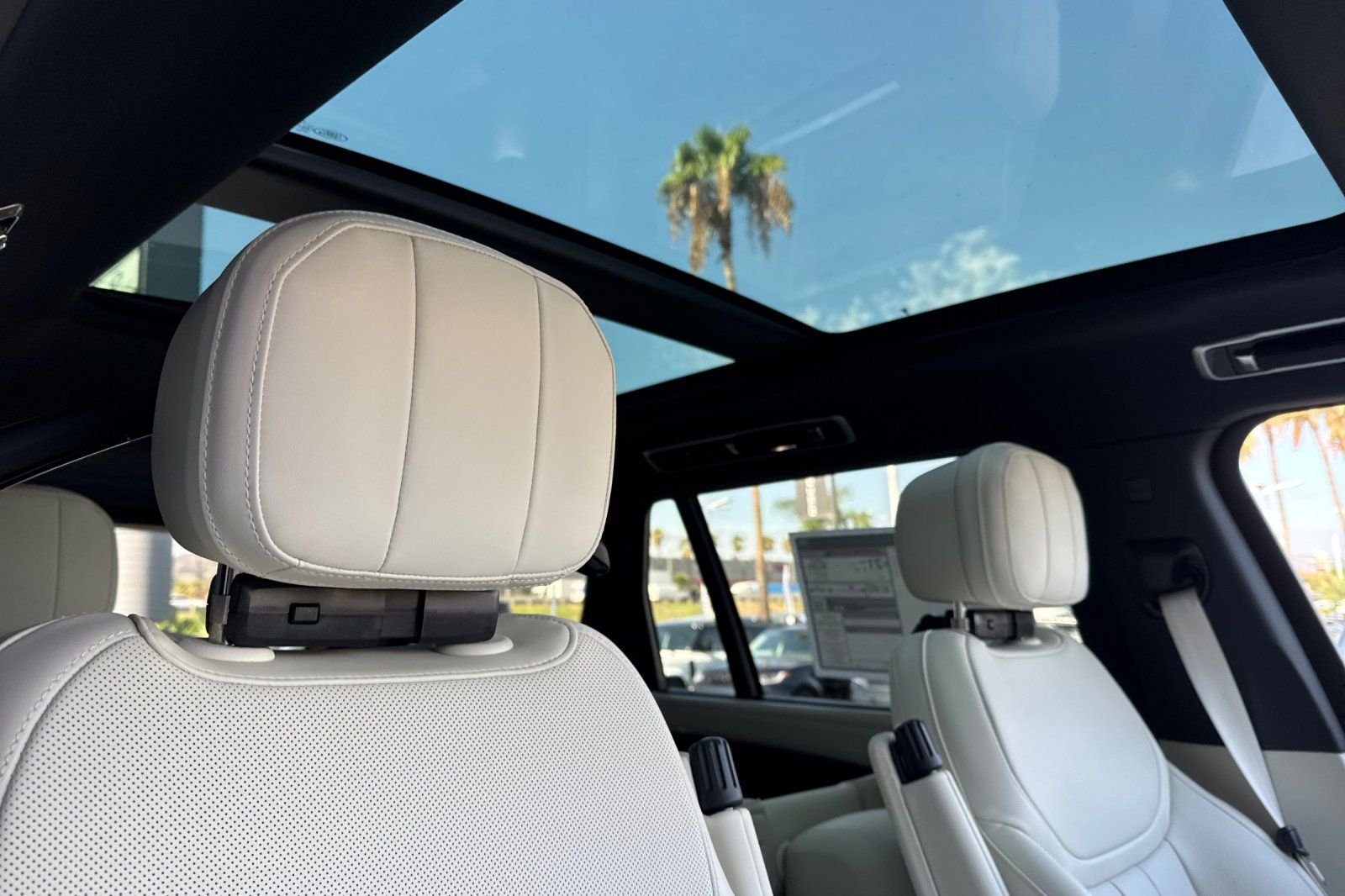 New 2026 Batumi Gold Land Rover SE image 18