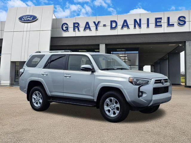 2024 Toyota 4Runner SR5 Premium 4WD V6's photo