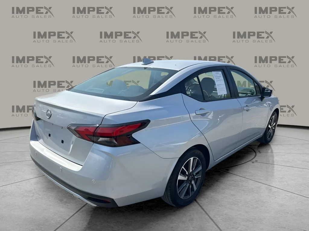 Used 2025 Silver Nissan 1.6 SV image 5