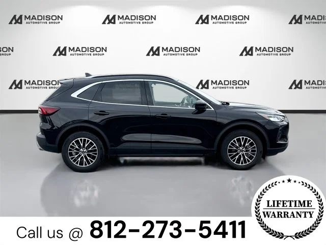 New 2025 Black Ford Base image 4