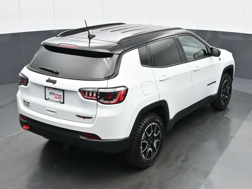 Used 2026 White Jeep Trailhawk image 25
