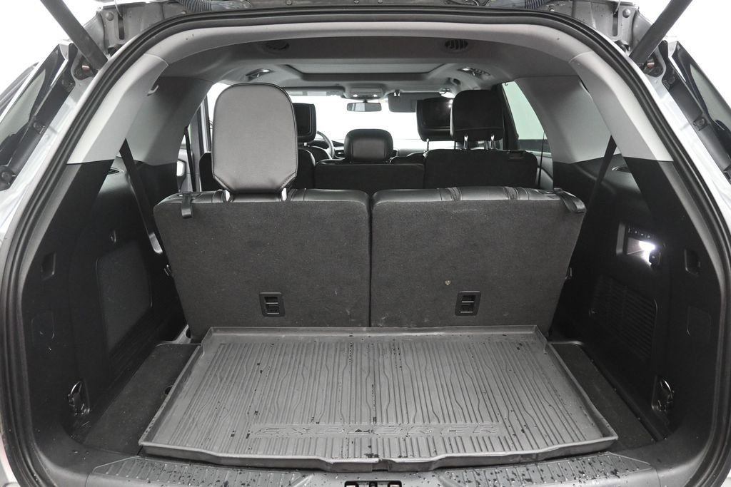 Used 2021 Silver Ford Limited image 23