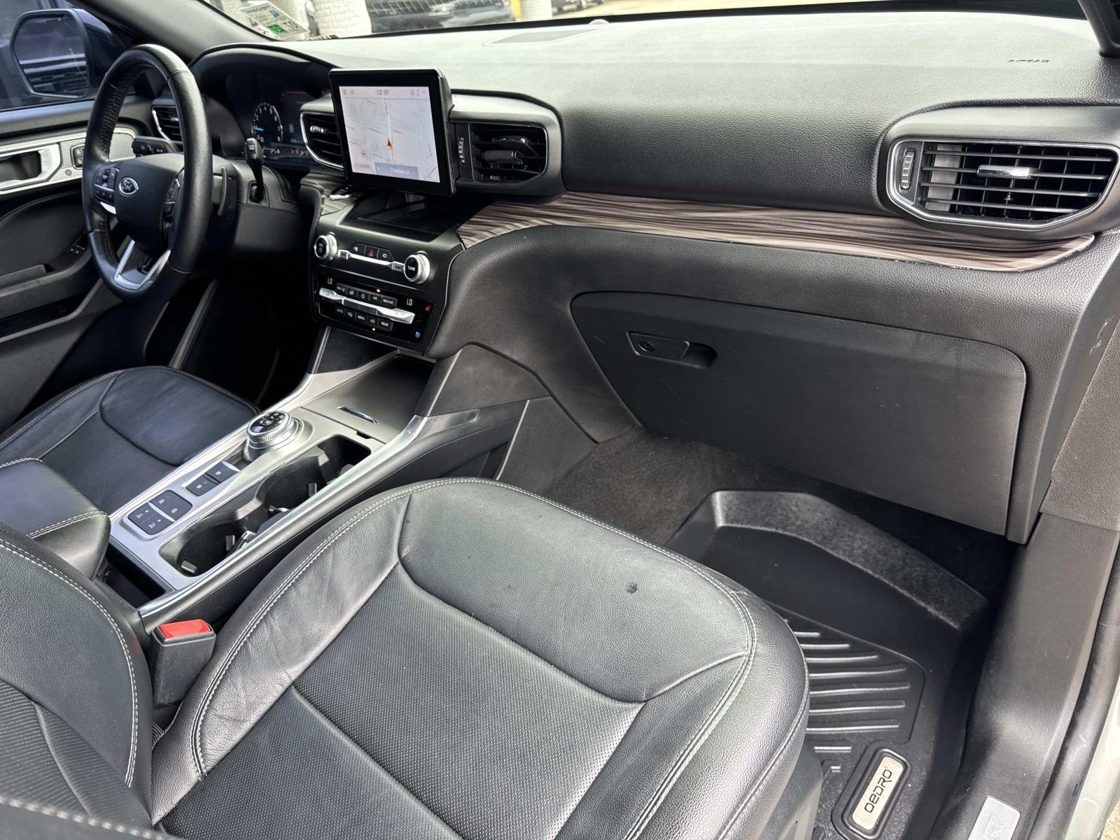 Used 2020 Silver Ford Limited image 12