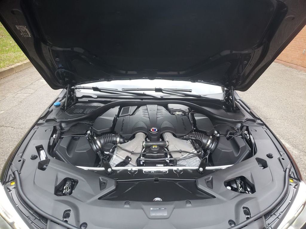 Used 2023 Black BMW ALPINA B8 xDrive image 30