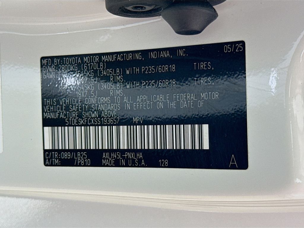 Used 2025 Wind Chill Pearl Toyota Platinum image 35