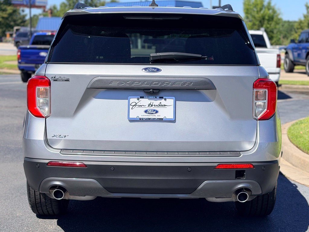 Used 2023 Silver Ford XLT image 6