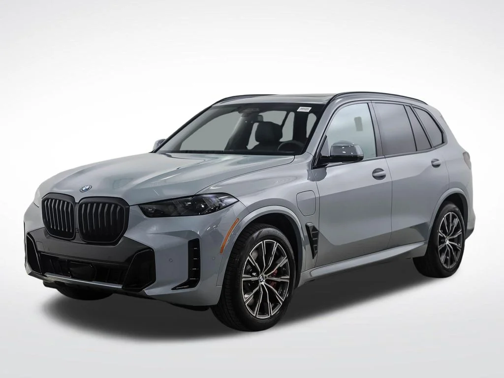 2026 BMW X5 xDrive50e's photo