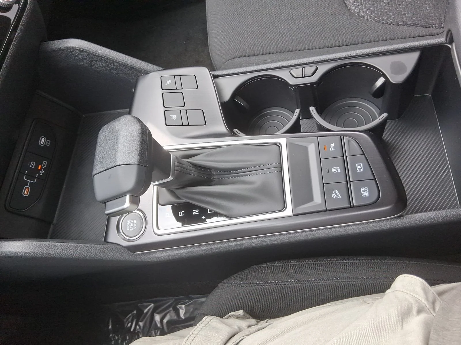 New 2026 White Kia LX image 13