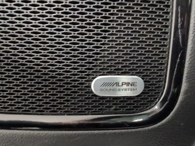 Used 2024 Silver Jeep Limited 4x4 image 22