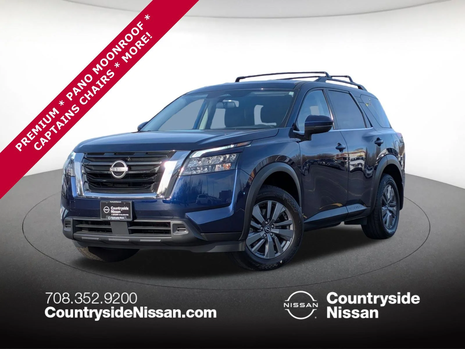 2025 Nissan Pathfinder SV 2WD's photo