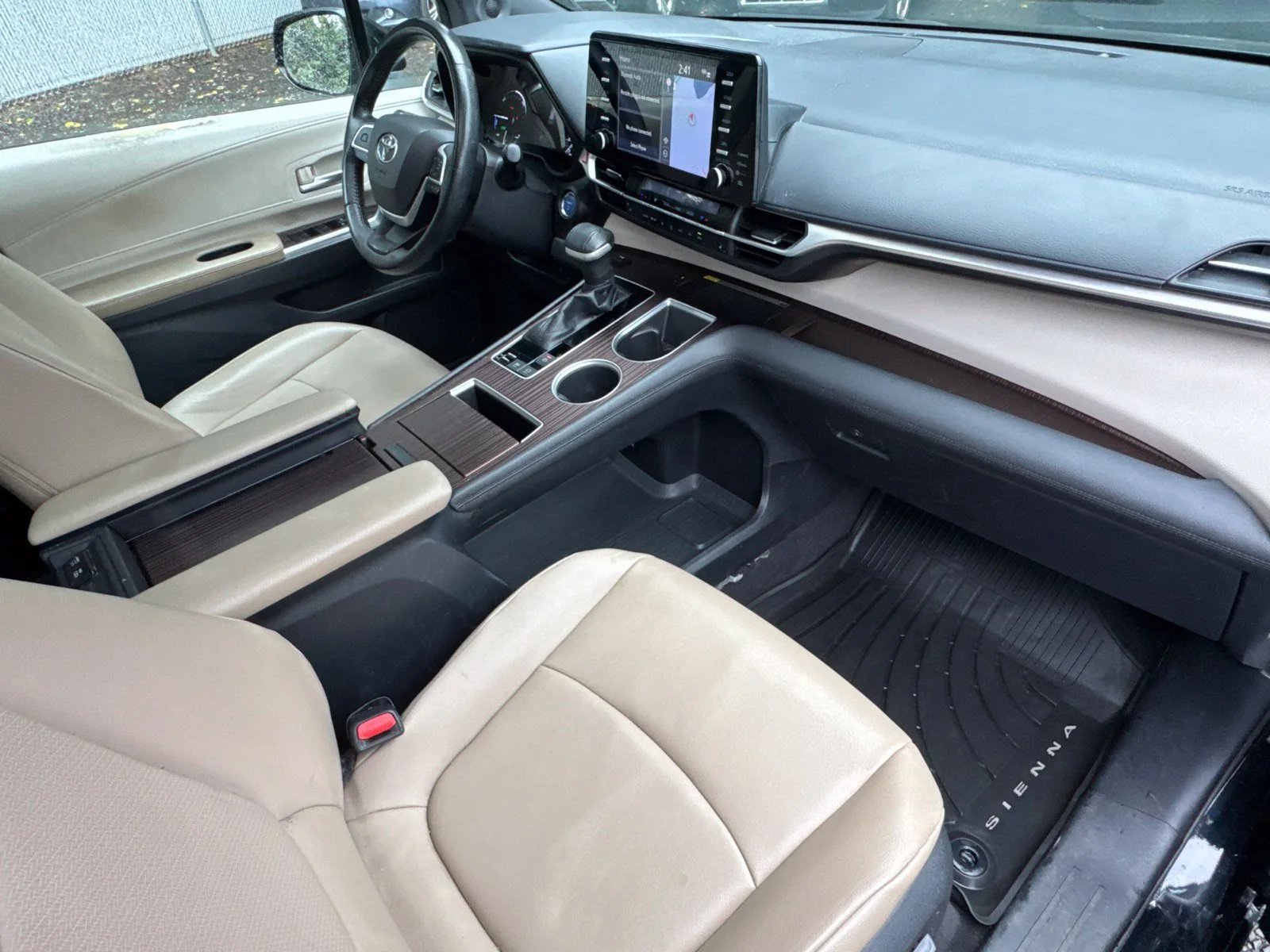 Used 2021 Midnight Black Metallic Toyota XLE image 24