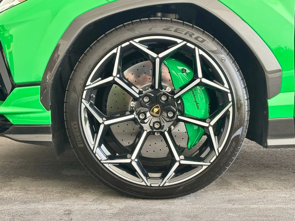 2024 Lamborghini Urus Performante - Photo 15