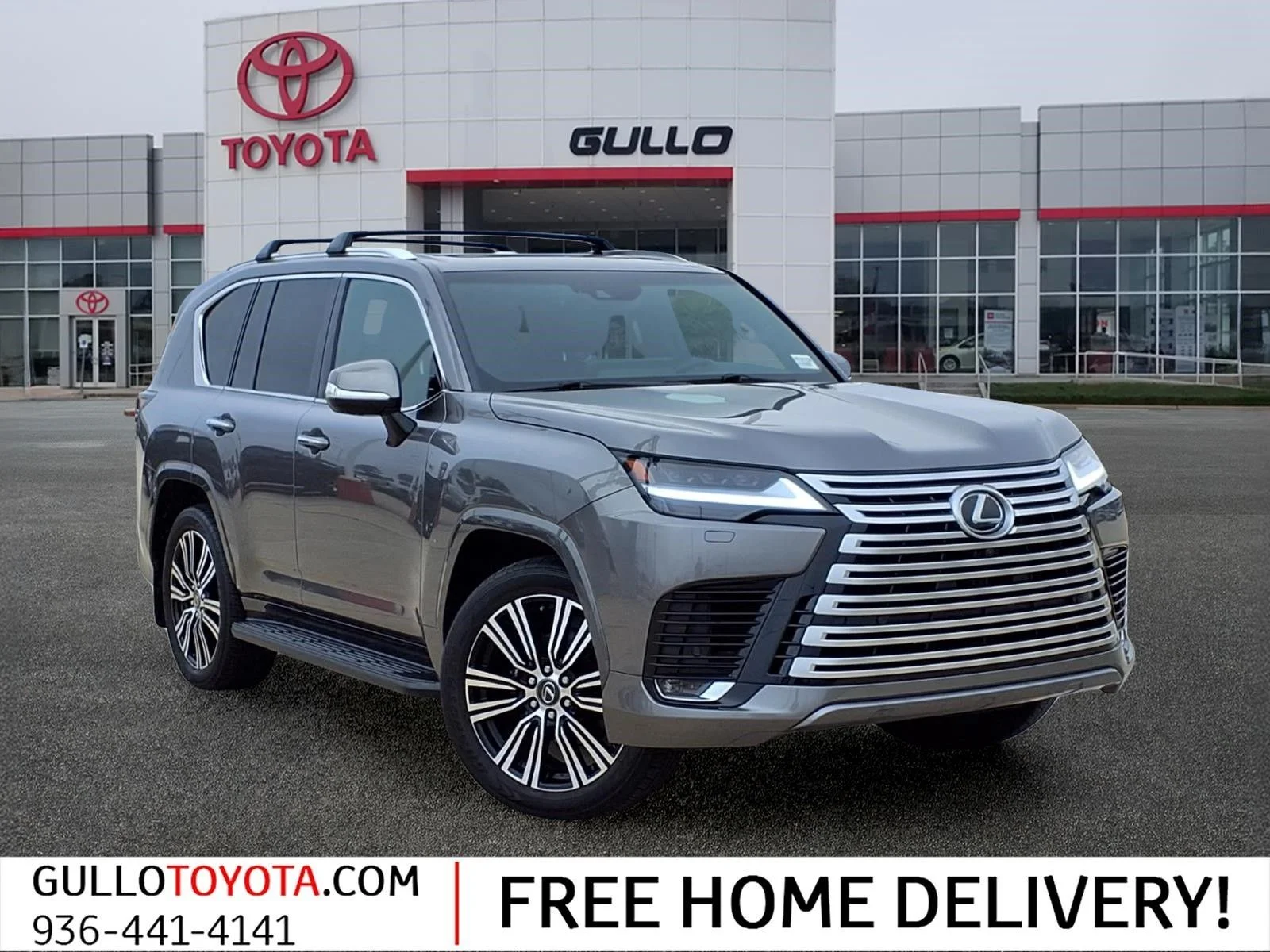 Used 2024 Gray Lexus 600 Luxury image 1