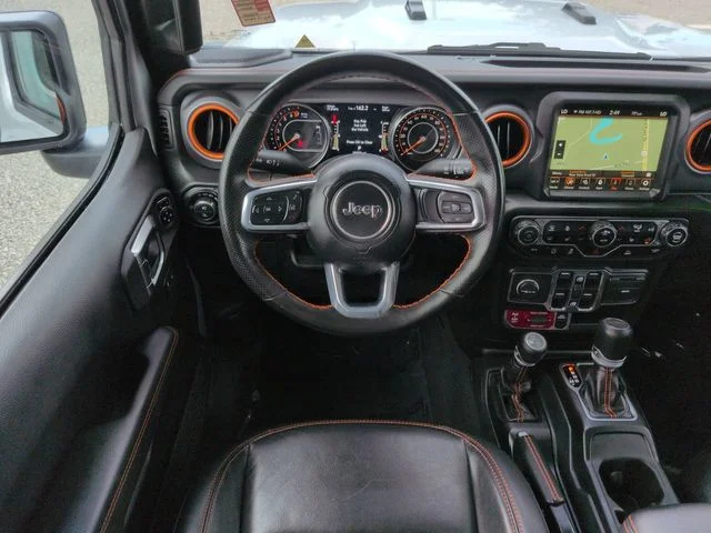 Used 2023 Silver Jeep Mojave image 16