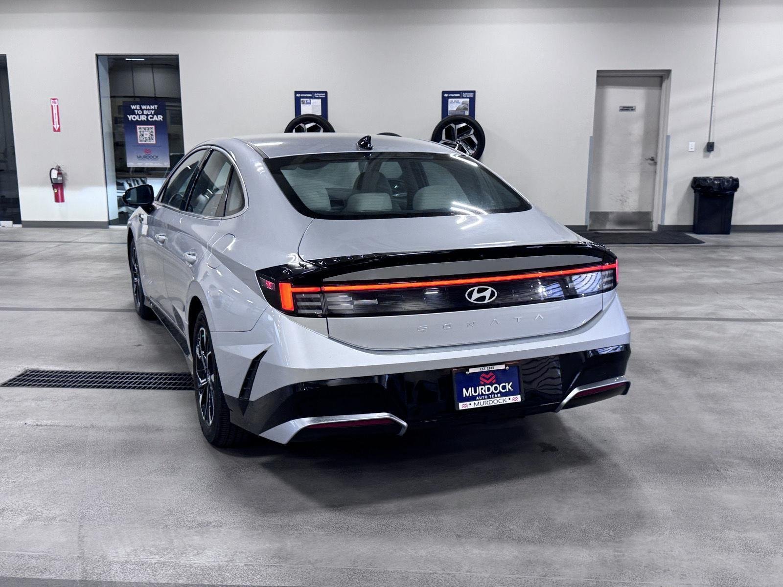 2025 Hyundai Sonata SEL - Photo 9